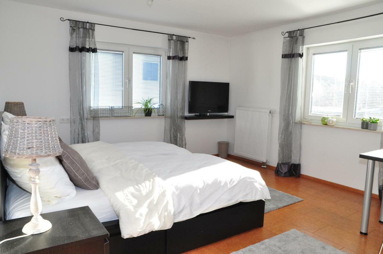 N37 -Modern Eingerichtete Zimmer In Ruhiger Lage Aldingen  Exteriér fotografie